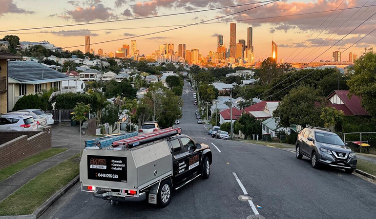 Electrician Moffat Beach